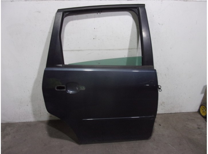 Recambio de puerta trasera derecha para ford focus c-max (cap) 1.6 16v cat referencia OEM IAM 1496875 GRIS OSCURO 5 PUERTAS