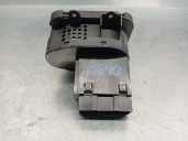Replacement dashboard light switch for Land Rover Discovery V6 TD Edition 60 Yrs OEM IAM reference YUD501480PVJ 