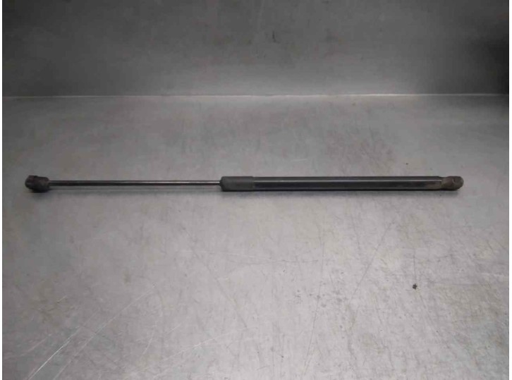 Recambio de amortiguadores capo para dacia duster 1.5 dci diesel fap cat referencia OEM IAM 654712943R 