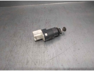 Recambio de interruptor para dacia duster 1.5 dci diesel fap cat referencia OEM IAM 8200276361 