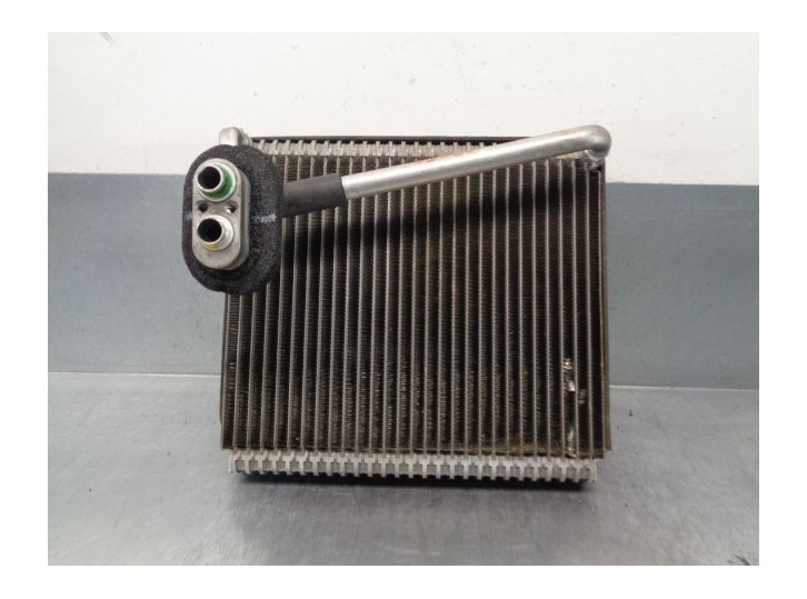 Replacement air conditioning evaporator for Kia Magentis 2.0 CRDi OEM IAM reference 971402G010 
