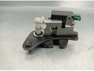 Recambio de cerradura maletero / porton para land rover discovery v6 td edition 60 yrs referencia OEM IAM 51247016050 CORREDERA 