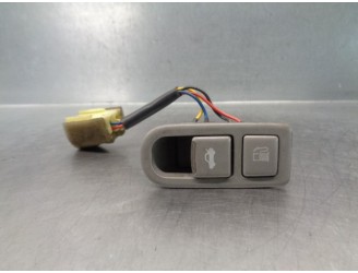 Recambio de mando para kia magentis 2.0 crdi referencia OEM IAM 935553K000 