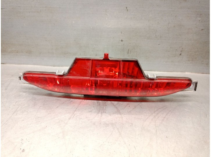 Recambio de piloto trasero central para opel corsa f (p2jo) corsa-e (68) referencia OEM IAM 9674308980 010830 HELLA