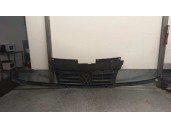 Replacement front grille for Volkswagen Sharan (7M8) 1.9 TDI OEM IAM reference 95VW8200AM 