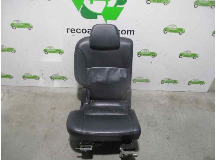 Replacement rear right seat for Citroën C-Crosser 2.2 HDi FAP CAT OEM IAM reference 1904883 BLACK LEATHER 5 DOORS
