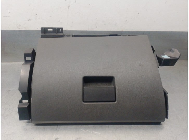 Recambio de guantera para ford focus c-max (cap) 1.6 16v cat referencia OEM IAM 3M51R0600 