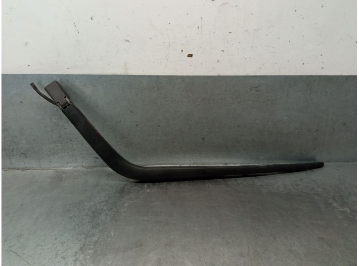 Recambio de brazo limpia trasero para land rover freelander i (l314) 2.0 td4 4x4 referencia OEM IAM DKB102460  