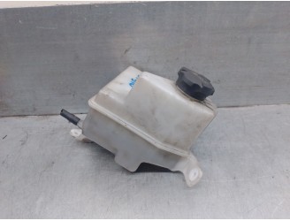 Recambio de deposito expansion para hyundai i30 station wagon (gd) 1.6 crdi referencia OEM IAM 25430A2000 25430A2000 