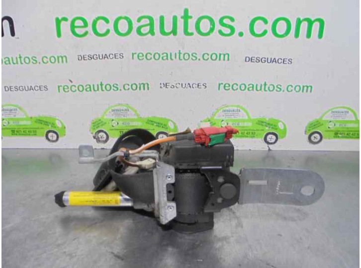 Replacement front left seat belt for Mitsubishi Carisma Saloon 5 (DA0) 1.9 DI-D CAT OEM IAM reference MR913
