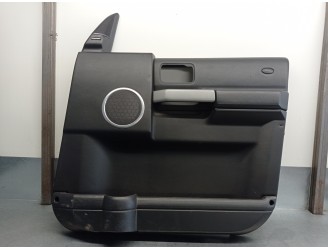 Recambio de guarnecido puerta delantera derecha para land rover discovery v6 td edition 60 yrs referencia OEM IAM VBA500060 