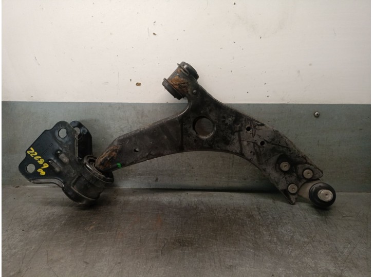 Recambio de brazo suspension inferior delantero derecho para volvo v40 hatchback (525) d2 referencia OEM IAM 31340231 31340231 