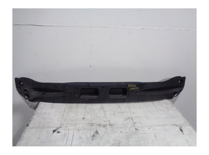 Recambio de refuerzo paragolpes delantero para smart forfour 1.5 cdi cat referencia OEM IAM A4546200330 DE HIERRO 