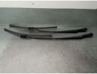 Recambio de brazo limpia delantero derecho para land rover freelander i (l314) 2.0 td4 4x4 referencia OEM IAM DKB103090 DKB10303