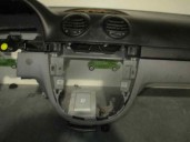 Recambio de salpicadero para chevrolet lacetti 2.0 diesel cat referencia OEM IAM  NEGRO Y GRIS 