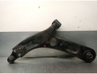 Recambio de brazo suspension inferior delantero izquierdo para hyundai i30 station wagon (gd) 1.6 crdi referencia OEM IAM 54500A