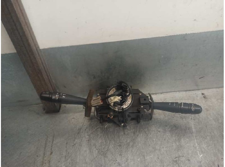 Recambio de mando luces para renault laguna (b56) 1.8 referencia OEM IAM 7700832540 54034300 