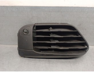 Recambio de rejilla paragolpes izquierda para bmw x1 (f48) sdrive 16 d referencia OEM IAM 51117374203 51117453979 