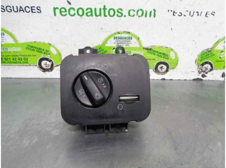Replacement dashboard light switch for Land Rover Discovery 2.7 TD V6 CAT OEM IAM reference YUD501480PVJ 