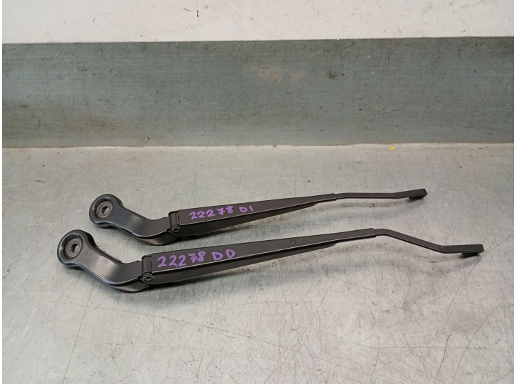 Replacement front right wiper arm for Mini Mini (F55) Cooper S OEM IAM reference 7335477 61617335477 