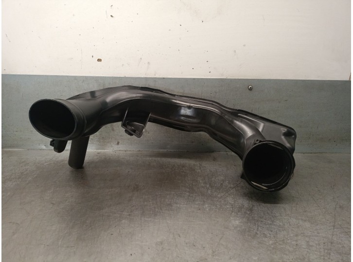 Replacement tube for Volvo V40 hatchback (525) D2 OEM IAM reference 31370135 31370135 