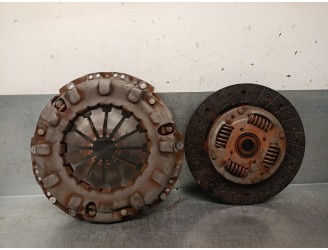 Recambio de kit embrague para fiat linea (323_, 110_) 1.3 jtd multijet (323axb1a) referencia OEM IAM 71749874 71749874 300095150