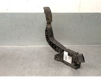 Replacement accelerator pedal position sensor for Citroën C4 III (BA_, BB_, BC_) 1.2 PureTech 130 (BAHNSA, BAHNSB) OEM IAM refer