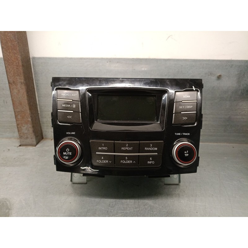 Recambio de sistema audio / radio cd para ssangyong xlv suv e-xgi 160 referencia OEM IAM 8911035000  