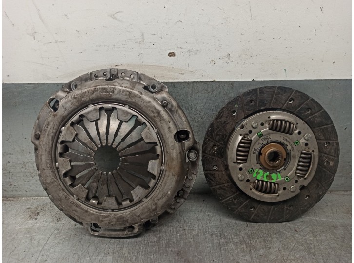 Recambio de kit embrague para fiat grande punto (199) 1.2 8v active referencia OEM IAM C177123 C177123 VALEO