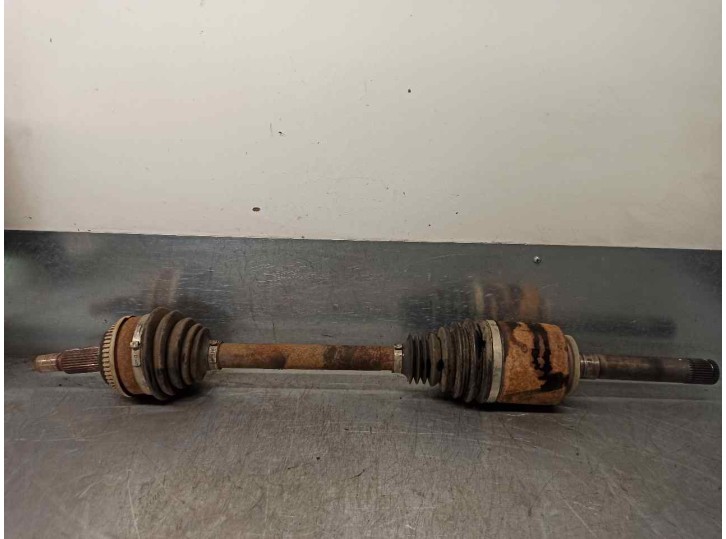 Recambio de transmision trasera derecha para land rover discovery v6 td edition 60 yrs referencia OEM IAM TOB500280 