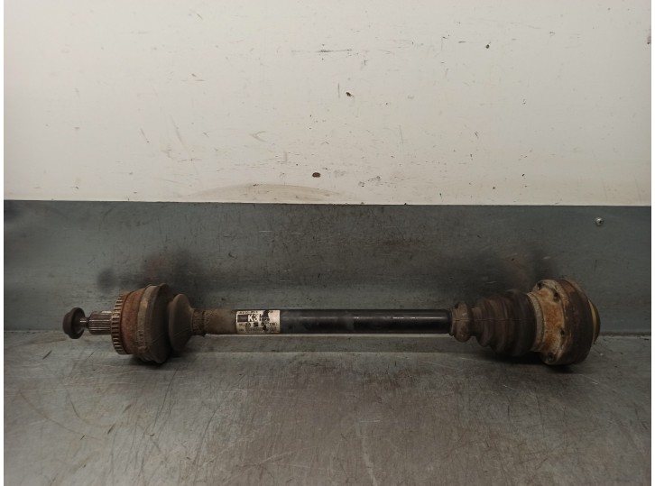 Recambio de transmision trasera derecha para audi a4 berlina (8e) 2.5 v6 24v tdi referencia OEM IAM 8E0501203K 