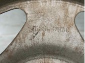 Recambio de volante motor para land rover discovery v6 td edition 60 yrs referencia OEM IAM 4R836375AC 