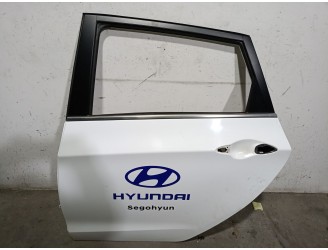 Recambio de puerta trasera izquierda para hyundai i30 station wagon (gd) 1.6 crdi referencia OEM IAM 77003A6200 77003A6200 