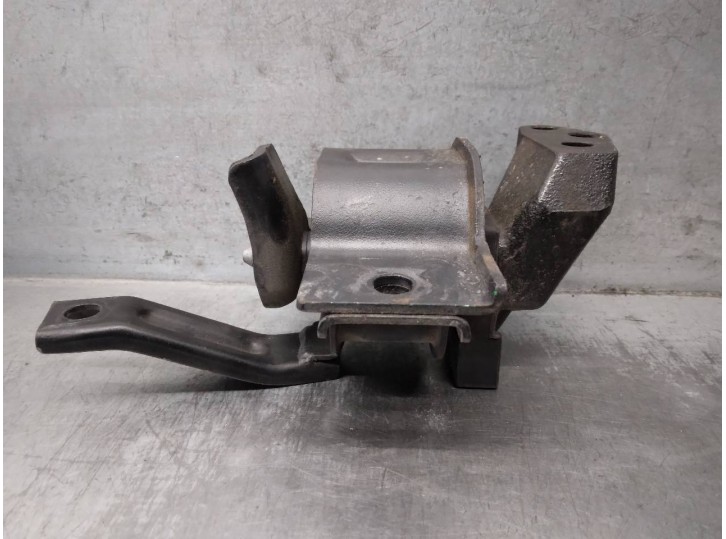 Replacement right engine mount for Hyundai i10 1.1 12V CAT OEM IAM reference 218100X100 
