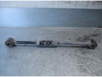 Recambio de brazo suspension inferior trasero izquierdo para kia carens 2.0 turbodiesel cat referencia OEM IAM 