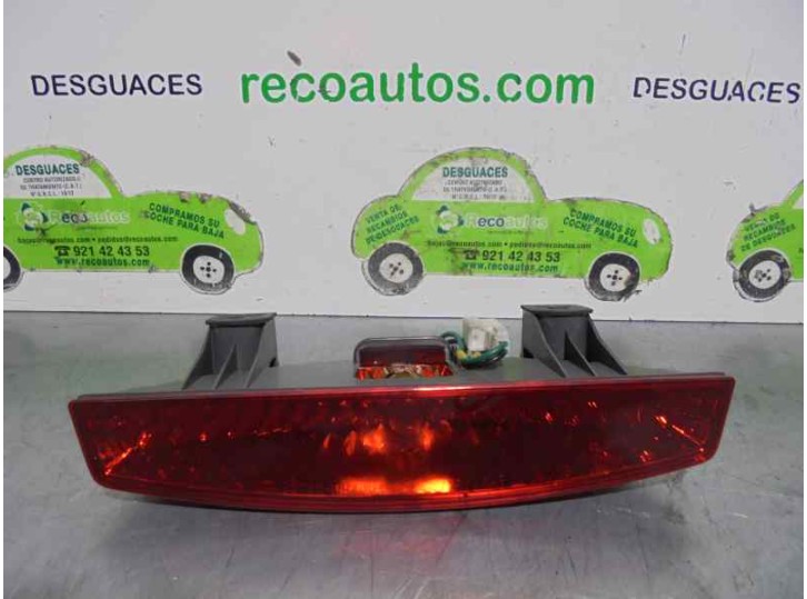 Recambio de luz central de freno para kia rio ii (jb) 1.5 crdi referencia OEM IAM 927501G2 