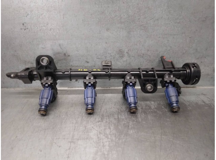 Recambio de rampa inyectora para hyundai i10 1.1 12v cat referencia OEM IAM 3534002100 
