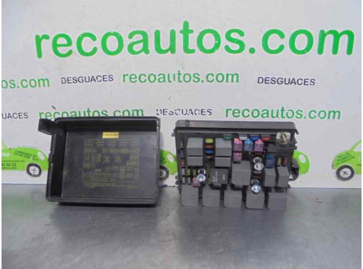 Recambio de caja reles / fusibles para kia carens 2.0 turbodiesel cat referencia OEM IAM RSFLDSL 