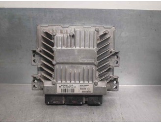 Recambio de centralita motor uce para renault megane ii berlina 5p 1.5 dci diesel referencia OEM IAM 8200766462 S122326111A SIEM