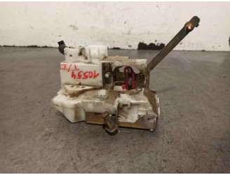 Recambio de cerradura puerta trasera izquierda para toyota avensis berlina (t 22) 1.6 terra (4-ptas.) referencia OEM IAM 114G800