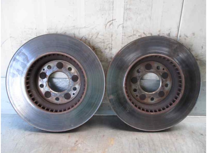 Recambio de disco freno delantero para ssangyong korando 2.0 td cat referencia OEM IAM SJ021D03 