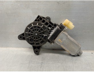 Recambio de motor elevalunas delantero izquierdo para hyundai i10 1.1 12v cat referencia OEM IAM 988100X100 2 PINES 5 PUERTAS