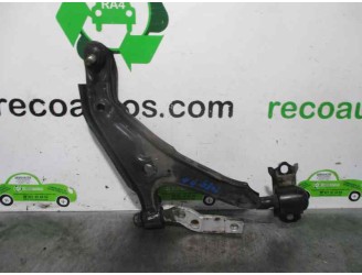 Replacement front right lower suspension arm for Nissan Primera sedan (P11) 2.0 16V cat OEM IAM reference 