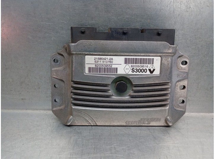 Recambio de centralita motor uce para renault scenic ii 1.6 16v referencia OEM IAM 8200509552  