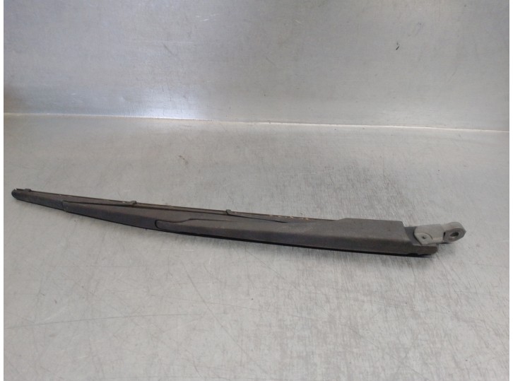 Replacement rear wiper arm for BMW X3 (E83) 2.0 16V Diesel CAT OEM IAM reference 61623400708 