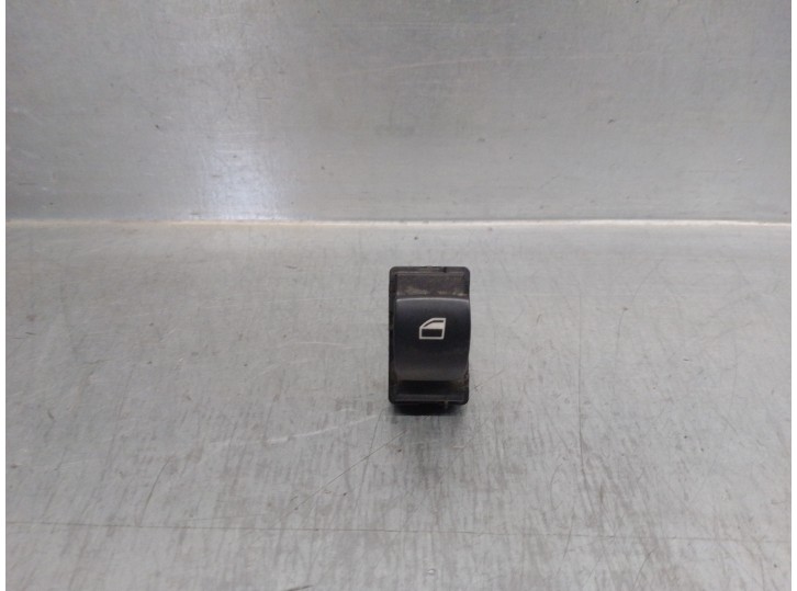 Recambio de mando elevalunas delantero derecho para bmw x3 (e83) 2.0 16v diesel cat referencia OEM IAM 6922244 