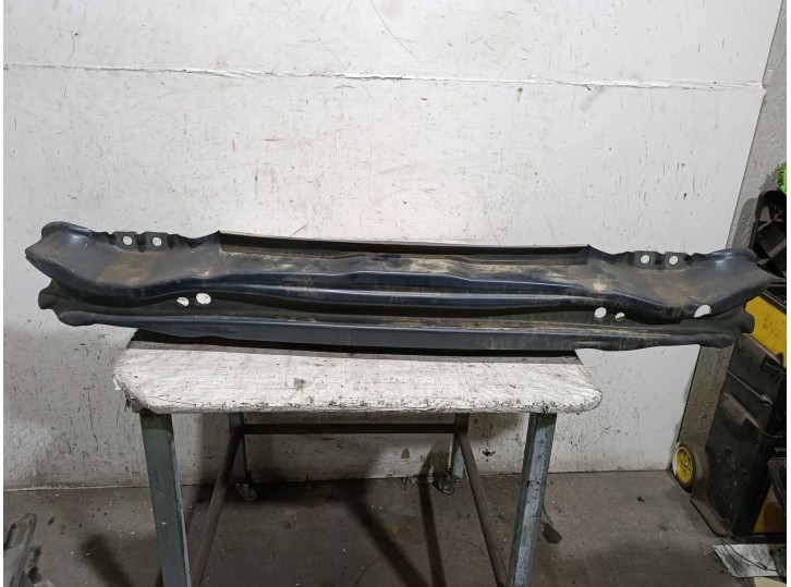 Recambio de refuerzo paragolpes trasero para volvo v40 hatchback (525) d2 referencia OEM IAM 5511462 