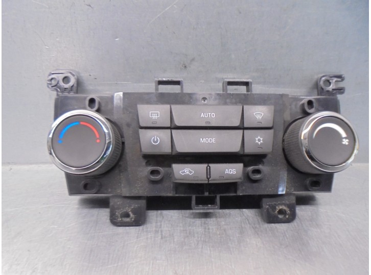 Recambio de mando climatizador para chevrolet cruze 2.0 diesel cat referencia OEM IAM 3827208  