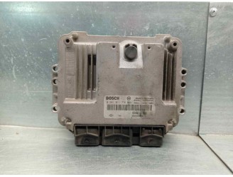 Recambio de centralita motor uce para renault megane ii berlina 5p 1.9 dci diesel referencia OEM IAM 8200391966 0281011776 BOSCH