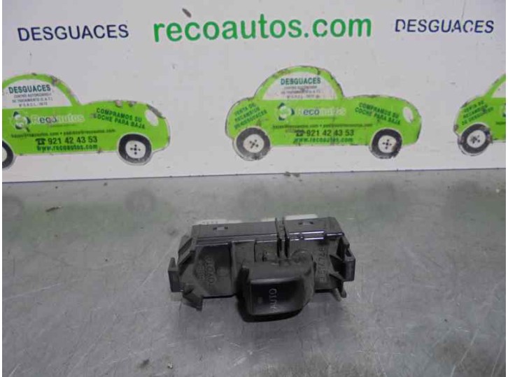 Recambio de mando elevalunas delantero derecho para toyota avensis verso (m20) 1998 referencia OEM IAM 8403044020  